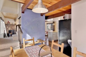 Cabin, Multiple Beds, Hot Tub, Mountain View (2093)