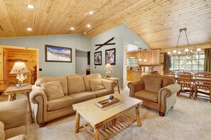Fireplace, MP3 dock