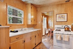 Cabin, Multiple Beds, Patio, Mountain View (2096) | Private kitchen | Coffee/tea maker - Pinglewood Cabin #2096 (Fawnskin)