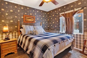 Cabin, Multiple Beds, Hot Tub, Mountain View (2421) | 3 bedrooms, individually decorated, individually furnished, bed sheets - BIG Bear Happy Place #2421 (Big Bear Lake)