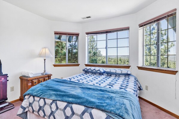 Hytte, flere senger, spabadekar, fjellutsikt (2328) | 5 soverom, individuelt dekorert, individuelt innredet og sengetøy