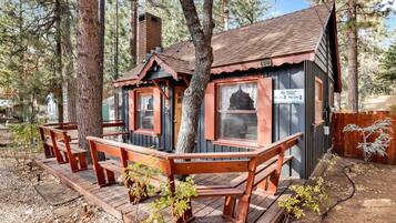 Hytte, flere senger, spabadekar, fjellutsikt (2395) | Utsikt fra rommet