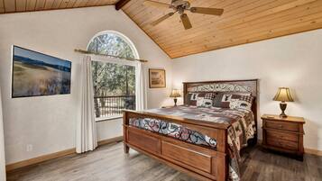 3 bedrooms, individually decorated, individually furnished, bed sheets