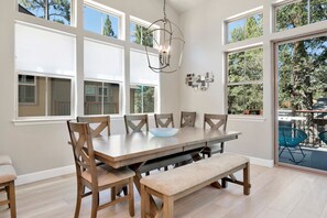 小屋, 多張床, 庭院, 山景 (2162) | 3 間臥室、獨特裝潢、布置獨特、床單