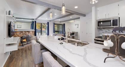 Blue JAY Getaway #2082