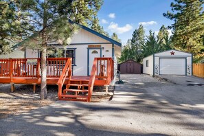 Exterior - Montana Cabin #1938 (Big Bear City)