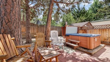 Bañera de hidromasaje exterior