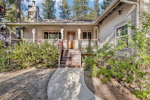 Exterior - Tranquility Base #2065 (Big Bear City)