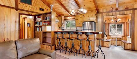 House, 2 Double Beds, Patio, Mountain View (933) | Private kitchen | Coffee/tea maker