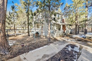 Property grounds - Alpine Cottage #2370 (Sugarloaf)