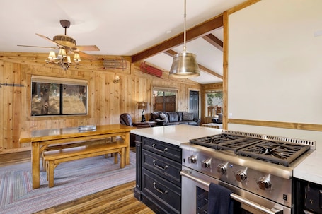 Cabin, Multiple Beds, Hot Tub, Mountain View (2053) | Private kitchen | Coffee/tea maker