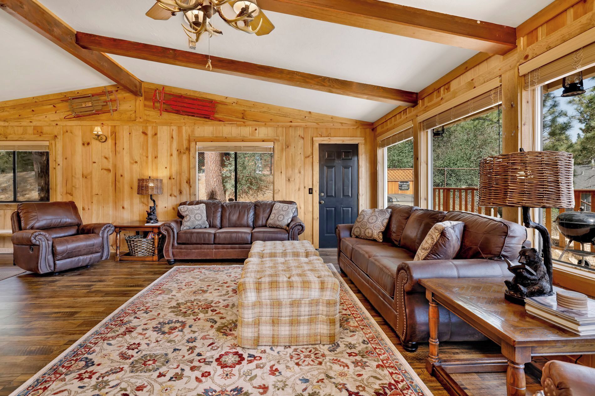 Cabin, Multiple Beds, Hot Tub, Mountain View (2053) | Living area