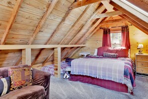 小屋, 1 張特大雙人床和 1 張沙發床, 熱水浴缸, 山景 (1933) | 1 間臥室、獨特裝潢、布置獨特、床單