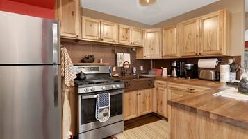 Μικρό Σπίτι, Περισσότερα από 1 Κρεβάτια, Αίθριο, Θέα στο Βουνό (2267) | Ιδιωτική κουζίνα | Βραστήρας για καφέ/τσάι