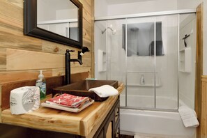 Cabin, Multiple Beds, Patio, Mountain View (2267) | Bathroom - Emma's Cottage#2267 (Big Bear City)