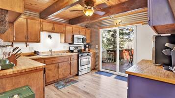 Cabin, Multiple Beds, Hot Tub, Mountain View (2413) | Private kitchen | Coffee/tea maker