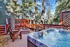 Outdoor spa tub - Natures Delight #2413 (Big Bear Lake)