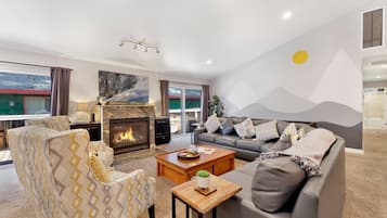 Cabin, Multiple Beds, Hot Tub, Mountain View (2090) | Living area | Fireplace