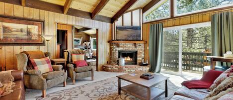 Cabin, Multiple Beds, Patio, Mountain View (2419) | Living room | Fireplace