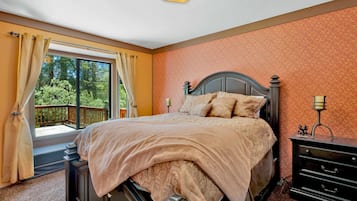 Cabana, várias camas, varanda, vista para a montanha (2105) | 2 quartos, individualmente decorados, individualmente mobiliados