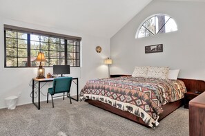 3 habitaciones, decoración personalizada y muebles diferentes 