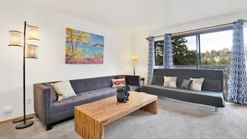 Condo, Multiple Beds, Patio, Mountain View (2341) | Living area | Fireplace