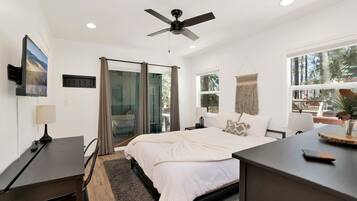 小屋, 多张床, 露台, 山景 (2458) | 3 多间卧室、特色装修、特色家居、床单