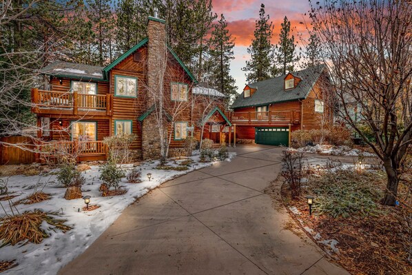 Exterior - Flitterbick Lodge #2246 (Fawnskin)