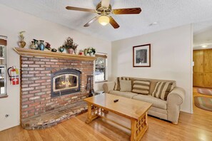 Cabin, Multiple Beds, Patio, Mountain View (2119) | Living area | Fireplace - Crestwood Summit #2119 (Big Bear Lake)