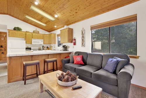 Cozy Haven #1966