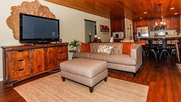 Cabin, Multiple Beds, Hot Tub, Mountain View (1926) | Living area | Fireplace