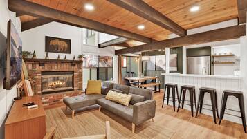 House, Berbilang Katil, Patio, Mountain View (2460) | Ruang tamu