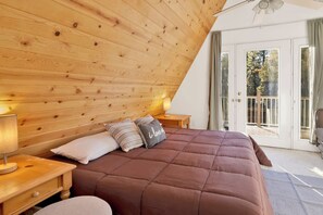 Hytte, flere senger, spabadekar, fjellutsikt (2124) | 2 soverom, individuelt dekorert, individuelt innredet og sengetøy