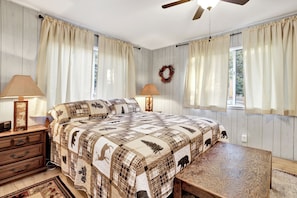 小屋, 多張床, 熱水浴缸, 山景 (2379) | 3 間臥室、獨特裝潢、布置獨特、床單