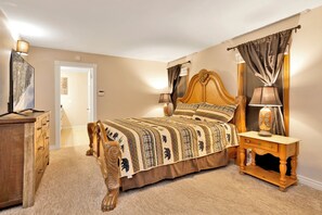 Cabin, Multiple Beds, Hot Tub, Mountain View (2201) | 4 bedrooms, individually decorated, individually furnished, bed sheets - Apres SKI Haus #2201 (Big Bear Lake)