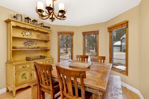 Cabin, Multiple Beds, Hot Tub, Mountain View (2201) | 4 bedrooms, individually decorated, individually furnished, bed sheets - Apres SKI Haus #2201 (Big Bear Lake)