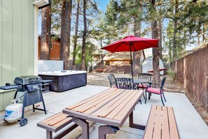 BBQ/picnic area - MI Casa ES SU Casa #2355 (Big Bear Lake)