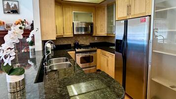 Condo, Multiple Beds, Pool Access, Mountain View (1899) | Private kitchen | Coffee/tea maker