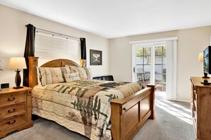 Cabin, Multiple Beds, Hot Tub, Mountain View (2357) | 3 bedrooms, individually decorated, individually furnished, bed sheets - Divine Chateau #2357 (Big Bear Lake)