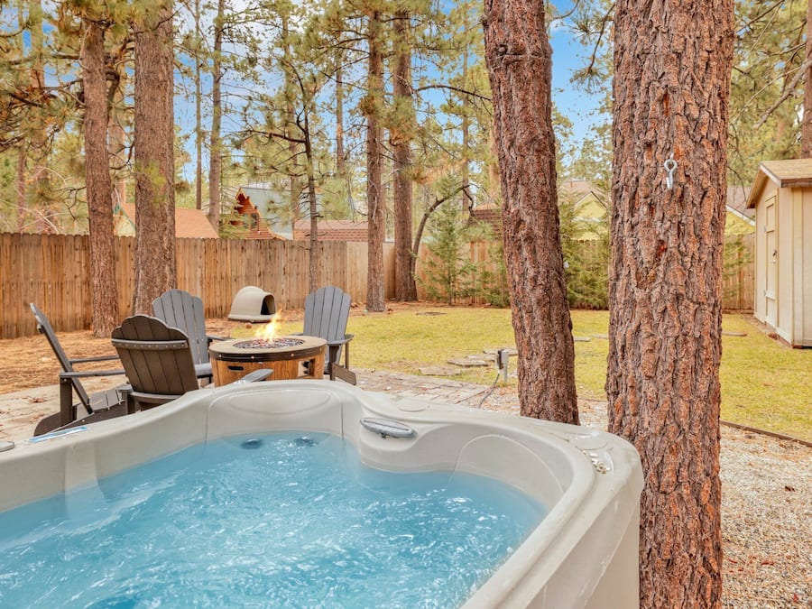 Hytte, 1 dobbeltseng med sovesofa, spabadekar, fjellutsikt (2315) | Overnattingsstedets uteområder