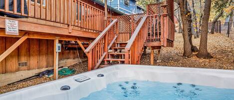 Baita, letti multipli, idromassaggio, vista montagna (2345) | Parco della struttura