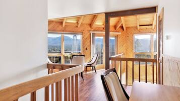 Ferienhütte, Mehrere Betten, Whirlpool, Bergblick (2394) | Ausblick vom Zimmer