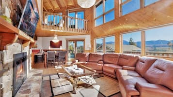 Ferienhütte, Mehrere Betten, Whirlpool, Bergblick (2394) | Wohnbereich