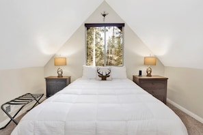 Cabin, Multiple Beds, Hot Tub, Mountain View (2257) | 4 bedrooms, individually decorated, individually furnished, bed sheets - THE Teddy Bear Chalet #2257 (Big Bear Lake)