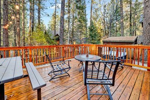 Hytte, flere senger, spabadekar, fjellutsikt (2257) | Utsikt fra rommet