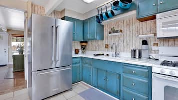 Cabin, Multiple Beds, Patio, Mountain View (2255) | Private kitchen | Coffee/tea maker
