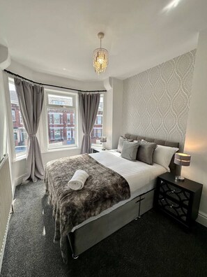 Casa Confort | 5 dormitorios, tabla de planchar con plancha, wifi gratis y ropa de cama