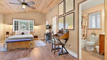 1 habitación, decoración personalizada y muebles diferentes