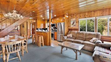 Cabin, Multiple Beds, Hot Tub, Mountain View (2120) | Interior