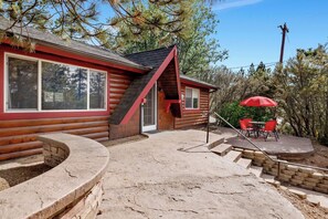 Terrace/patio - Moulin Rouge #2055 (Big Bear Lake)